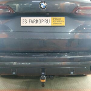 Фаркоп на BMW X5 G05 2018-, BMW X7 G07 2019-, BMW X6 G06 2019- без подрезки бампера. Тип шара: AV (вертикальное быстросъемное крепление шара на ключе)