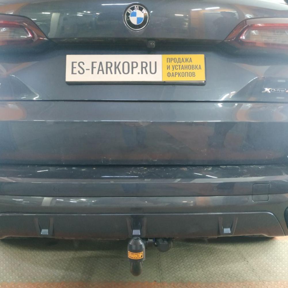 Фаркоп на BMW X5 G05 2018-, BMW X7 G07 2019-, BMW X6 G06 2019- без подрезки бампера. Тип шара: AV (вертикальное быстросъемное крепление шара на ключе)